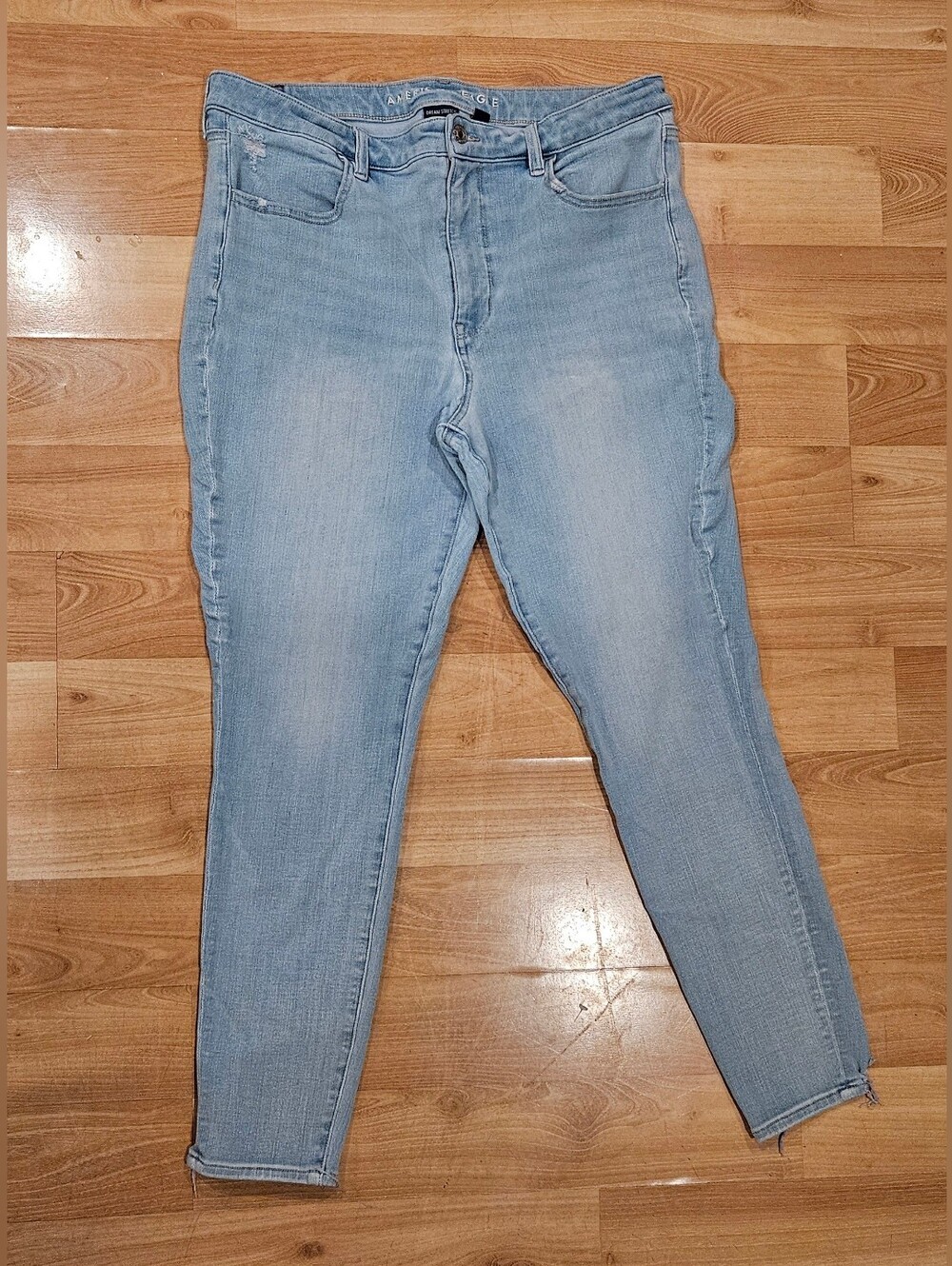 American Eagle Outfitters Light Blue Skinny Jeans